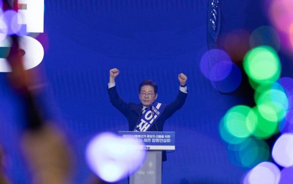钱坛子 7人角逐韩国总统大选！李在明领跑民调，尹锡悦喊话“帮倒忙”