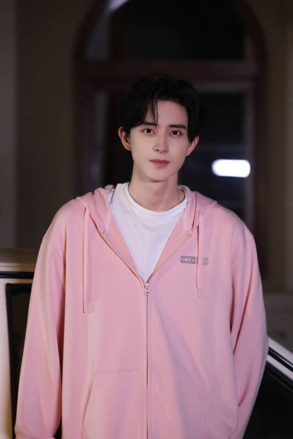 豪配投资 敖瑞鹏方发长文回应被跟车：事后第一时间报了交警